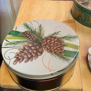 Pinecone Decorative Tin